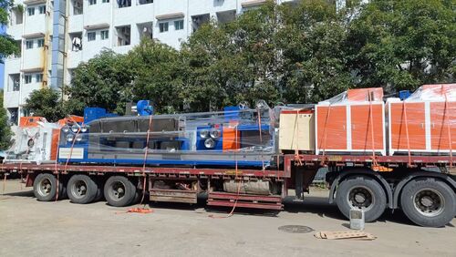 Neueste Unternehmensnachrichten über Vollautomatische Produktionslinie für PP-Umreifungsbänder mit vier Ausgängen | Werkslieferung